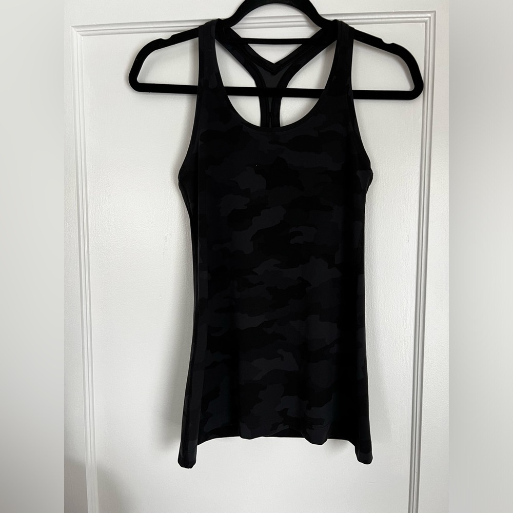 Lululemon camo tank top